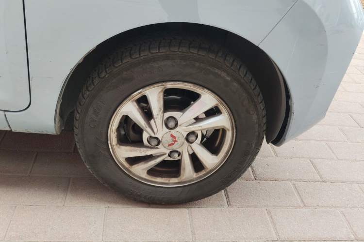 Used Wuling Hongguang MINIEV 2020 Enjoyment Model Lithium Iron Phosphate Right Front Wheel Hub