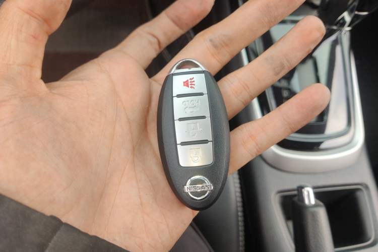 Used Nissan Tiida 2016 1.6L CVT Smart Drive Edition
