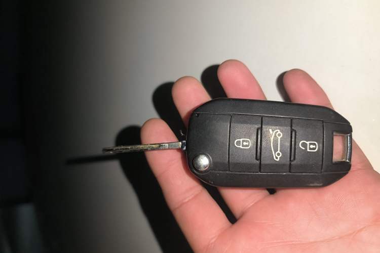 Used Peugeot 301 2016 1.6L Manual Comfort Edition
