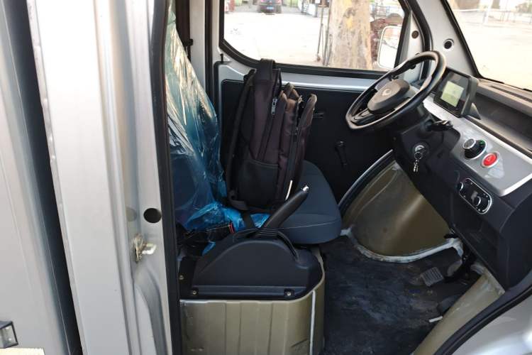 Used Neomor D01 2023 Van – Comfort Version