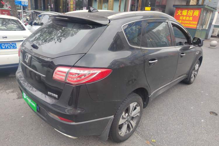 Used Luxgen Great 7 SUV 2015 2.2T Two-Wheel Drive Smart Version
