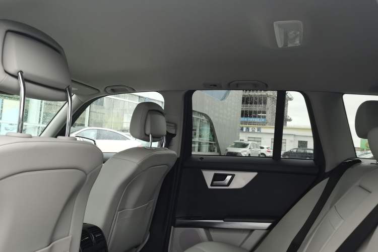 Used Mercedes-Benz GLK-Class 2013 GLK 300 4MATIC Dynamic Edition Headliner