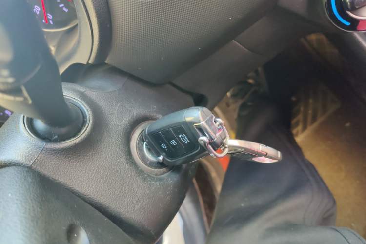 Used Hyundai Celesta 2020 1.6L Automatic GL Enjoyable Edition