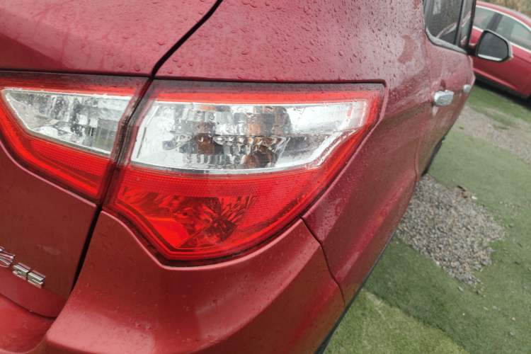 Used Changan CS35 2015 1.6L Automatic Luxury Model China IV Standard