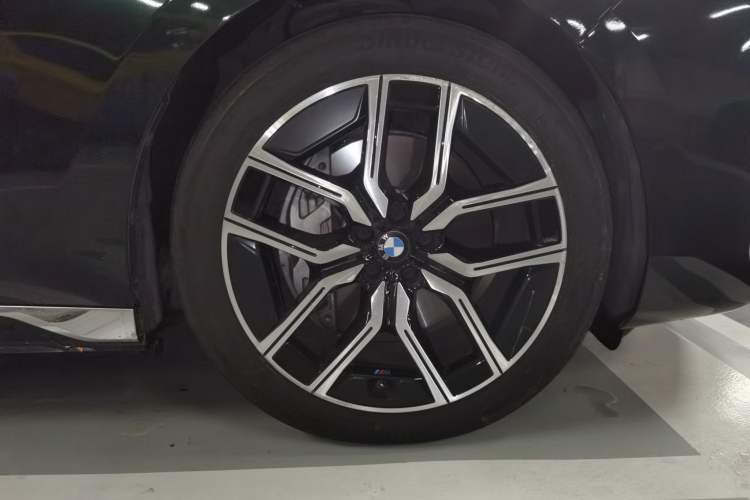 Used BMW i7 2023 eDrive50L Leading M Sport Package
