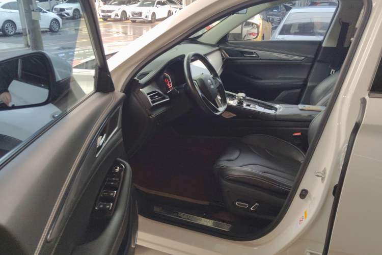 Used Changan CS85 COUPE 2021 1.5T DCT Luxury Edition