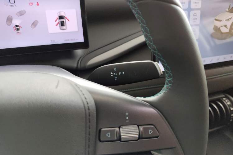 Used BYD Yuan PLUS 2025 Intelligent Driving Version 510 KM Beyond-Grade Edition Gear Lever