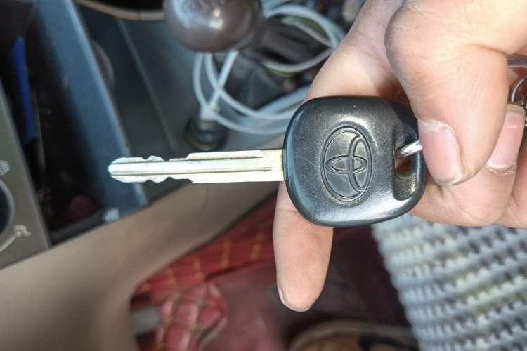 Used Toyota Corolla EX 2011 1.6L Manual Luxury Edition