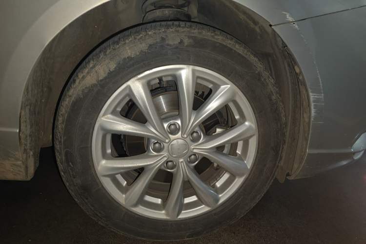 Used Roewe i5 2020 1.5L Automatic 4G Connected Linghao Edition