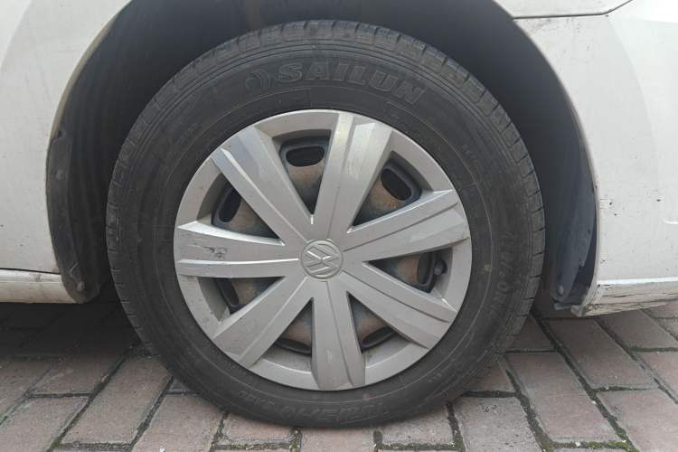 Used Volkswagen Jetta 2017 1.5L Manual Fashion Edition
