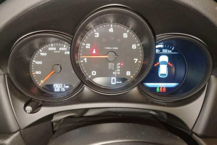 Used Porsche Macan 2021 Macan 2.0T
