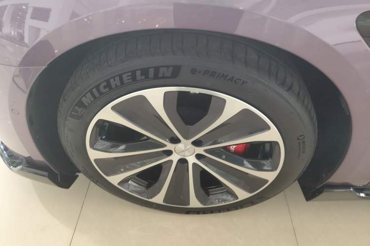 Used Hima Luxeed S7 2025 785 km Ultra
