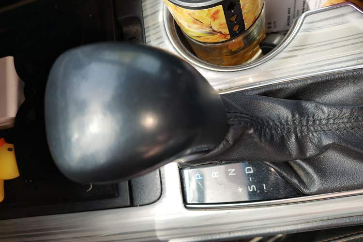 Used Toyota Camry 2019 Dual-Engine 2.5 HG Luxury Edition China V Standard
