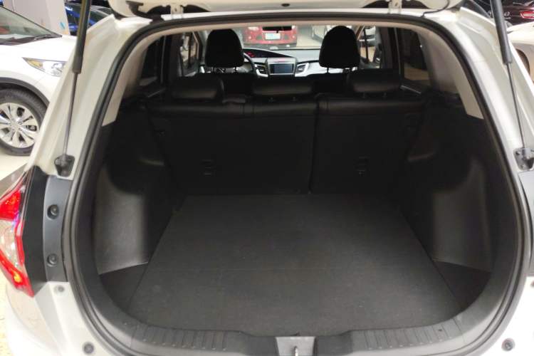 Used Honda Jade 2013 1.8L automatic Comfort version 5 seats Trunk