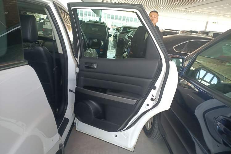 Used Mazda CX-7 2014 2.5L 2WD Luxury Edition