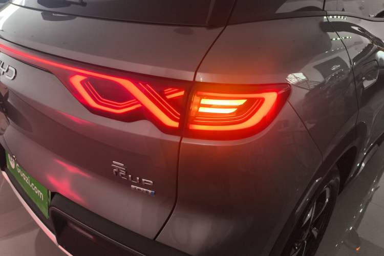 Used BYD Yuan UP 2025 Intelligent Driving Version 401 km Beyond-Range Edition