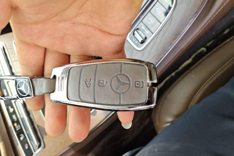Used Mercedes-Benz E-Class 2020 E 300 L Stylish Model

