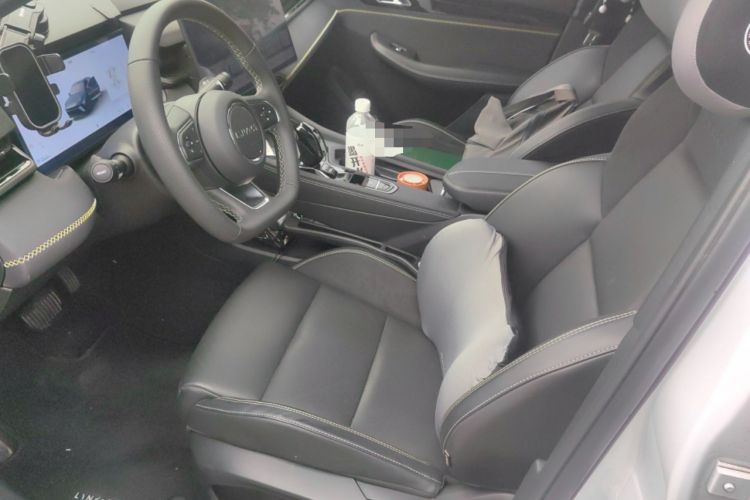 Used Lynk & Co 03 2025 1.5TD DCT Champion Edition Pro Left Front Seat