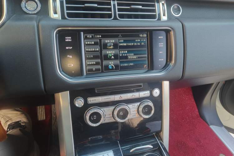 Used Land Rover Range 2015 3.0 TDV6 Vogue Audio And AC Panel