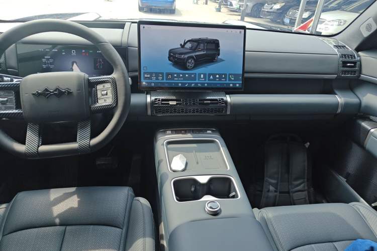 Used Formula Leopard Tai 7 2025 Model 200 km Two-Wheel Drive Max Edition Audio And AC Panel