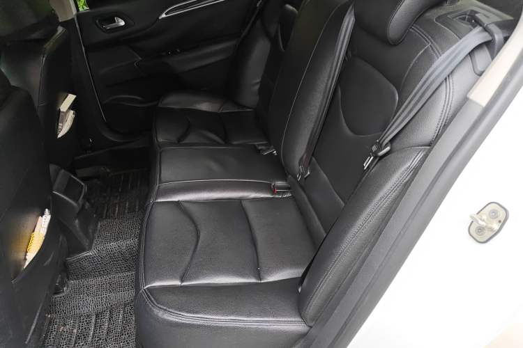 Used Citroen C4L 2014 1.8L Intelligent Drive Automatic Enjoyment Model
