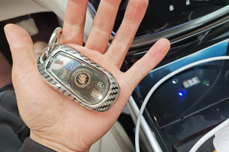 Used Buick GL8 2021 Land Cruiser Executive 652T Premium Model
