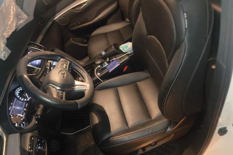 Used Infiniti QX50 2020 Revised Version 2.0T Two-Wheel Drive Fashion Edition Left Front Seat