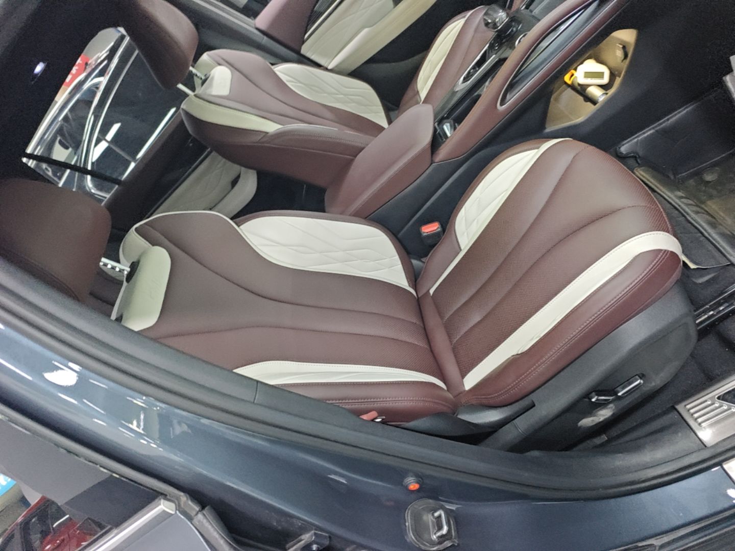 Geely Auto Monjaro L 2021 2.0TD DCT EVO Two-Wheel Drive Prestige Version — снимка 19