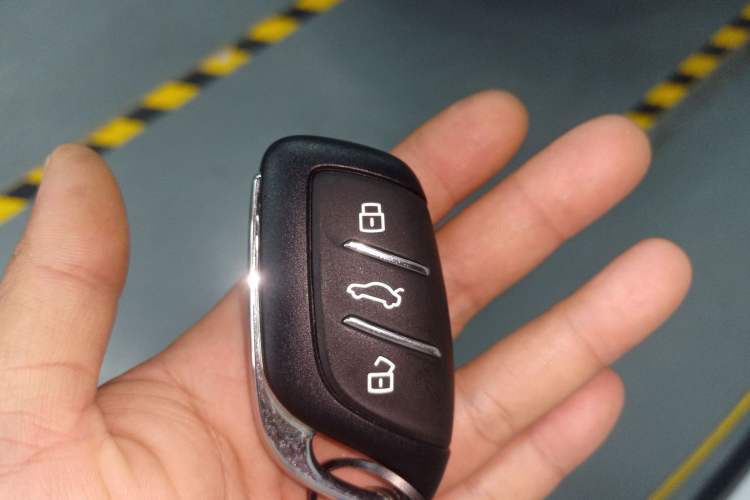 Used Roewe D7 2025 DMH 125km World Champion Edition Vehicle Key