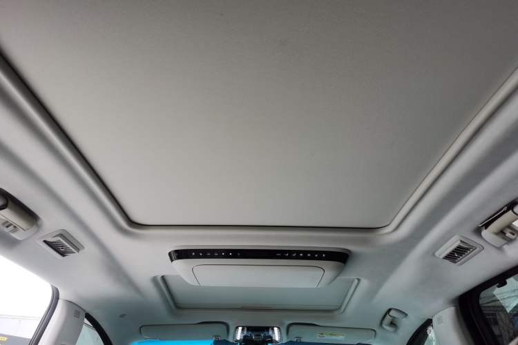 Used Buick GL8 New Energy 2024 Lu Zun Luxury Edition 7-Seater