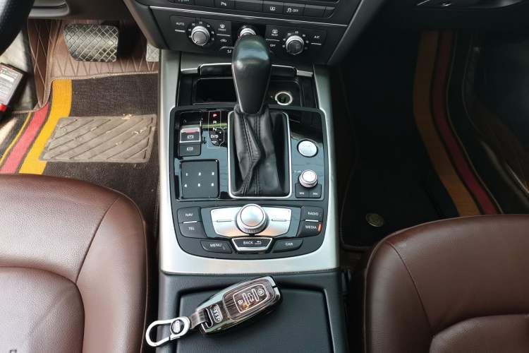 Used Audi A6L 2018 TFSI Collector's Edition Gear Lever