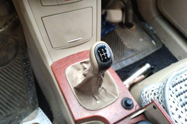 Used Roewe 350 2012 1.5L Manual Smart Value Edition
