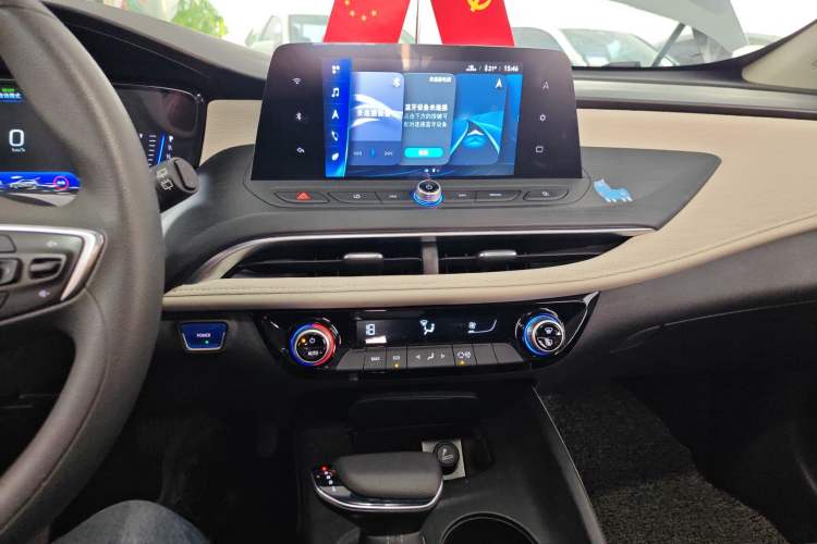 Used Buick Velite 6 2022 Plug-in Hybrid Connected Fashion Model Audio And AC Panel