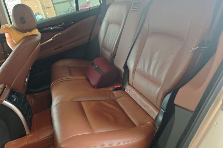 Used BMW 5 Series GT 2014 528i Leading Model Left Rear Seat