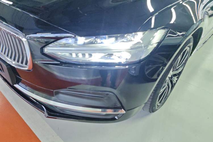 Used Volvo S90 2022 B5 Zhiyi Luxury Edition
