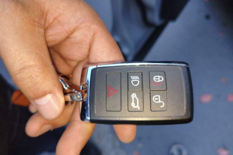 Used Land Rover Range Evoque 2022 Aurora L 249 PS R-Dynamic Luxury Edition
