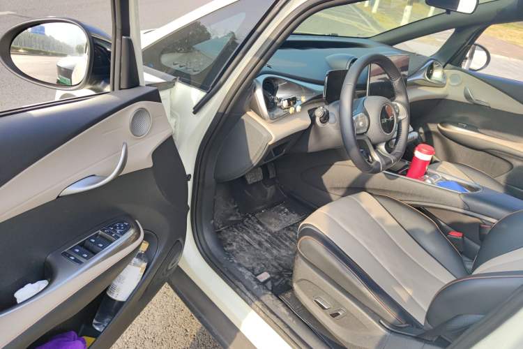 Used BYD Dolphin 2023 420 km Fashion Edition
