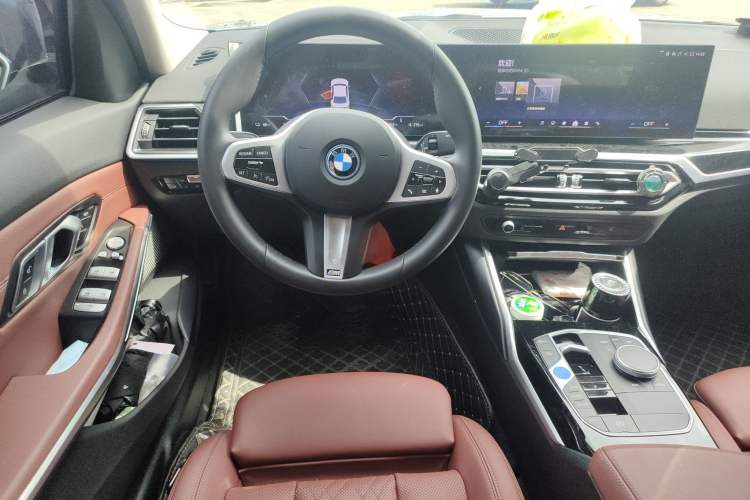 Used BMW i3 2024 eDrive 35 L
