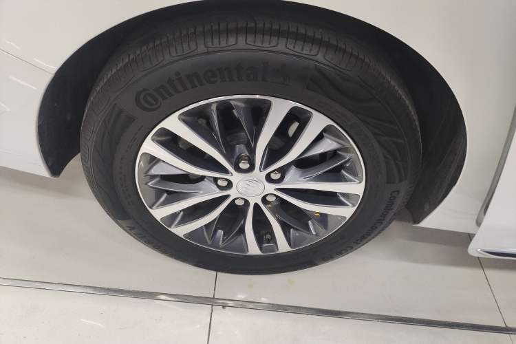 Used Buick GL8 2023 ES Lu Zun Comfort Model