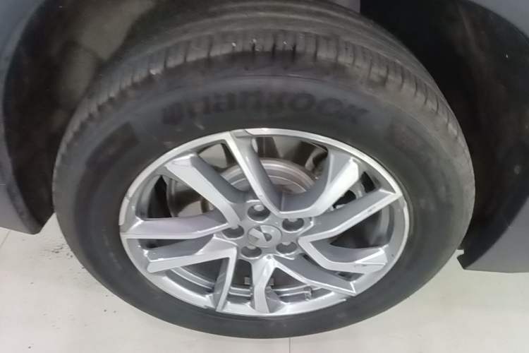 Used Nio ES6 2020 420 km Sport Edition Right Rear Wheel Hub