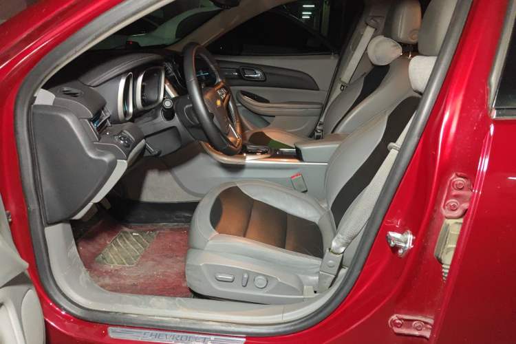 Used Chevrolet Malibu 2014 2.0L Automatic Luxury Edition