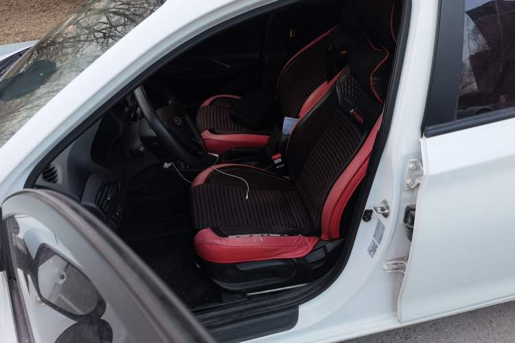 Used Hyundai Celesta 2018 1.6L Automatic GL Enjoyment Version China V Standard