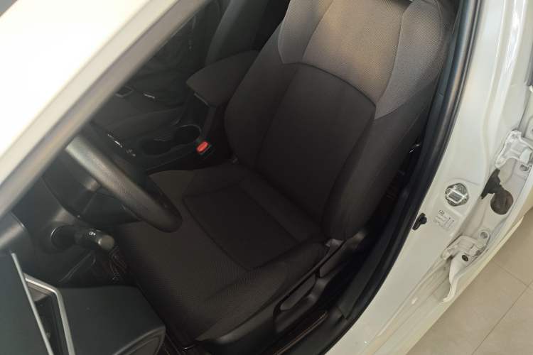 Used Toyota Levin 2019 185T CVT Entry-Level Version China VI Standard
