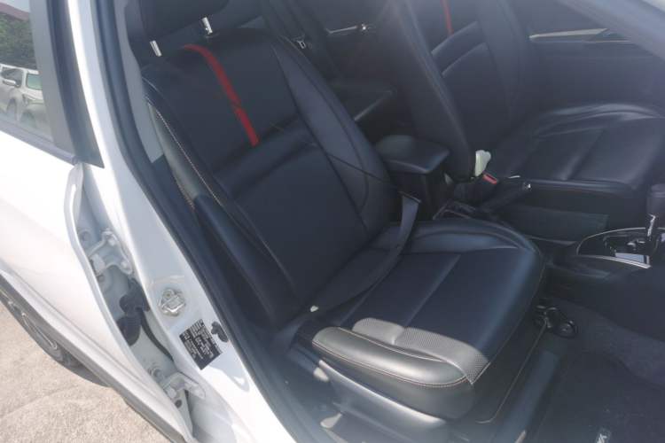 Used Toyota YARiS L Zhi Xuan 2020 X-Trail X 1.5L CVT Luxury Edition
