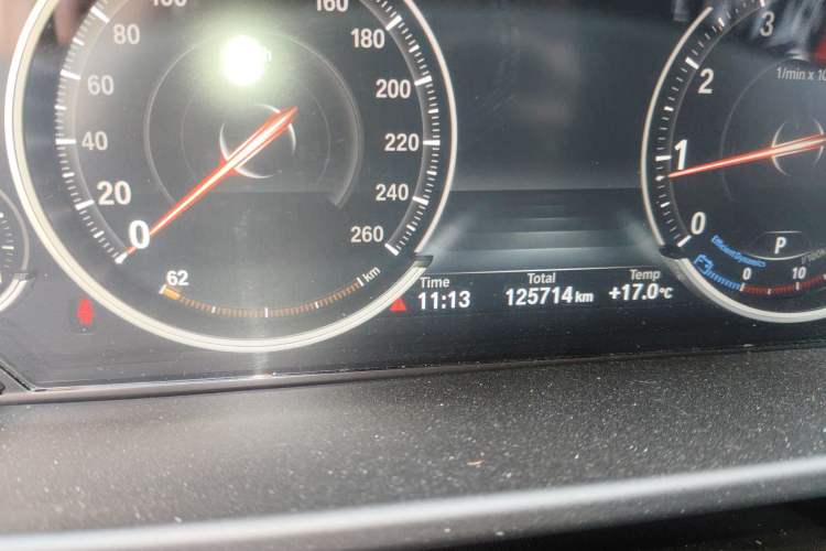 Used BMW X6 2019 xDrive28i M Sport Package Odometer Close Up