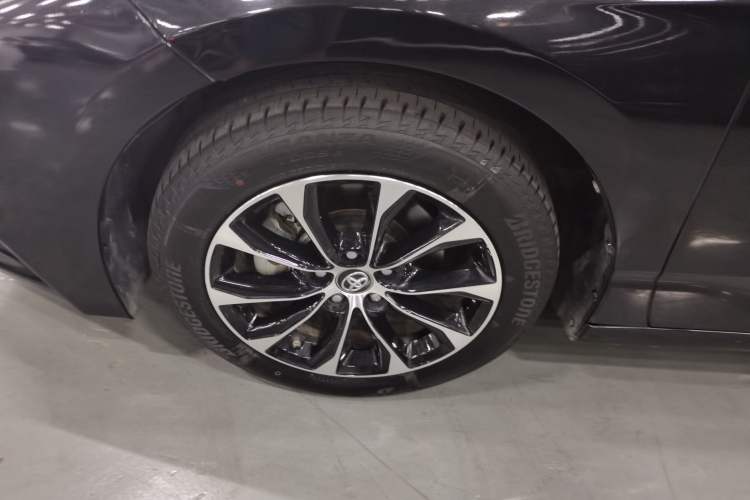 Used Toyota Avalon 2023 2.0L Luxury Edition Exterior 4