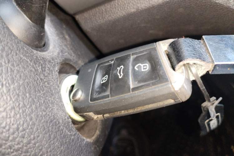 Used Volkswagen Lavida 2019 1.5L Automatic Fashion Edition China VI Interior 1