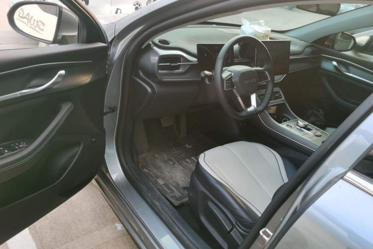 Used BYD Destroyer 05 2024 HONOR Edition DM-i 55KM Luxury Model
