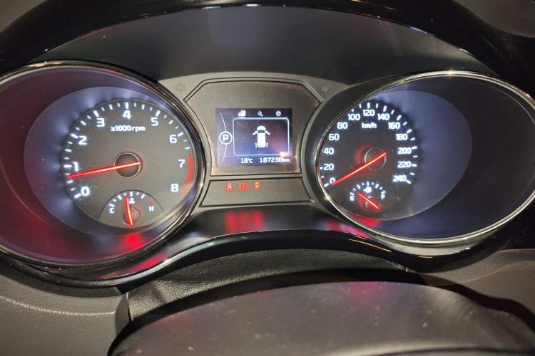 Used Kia Carnival 2015 3.3 GDI Luxury Edition China IV Standard Instrument Cluster