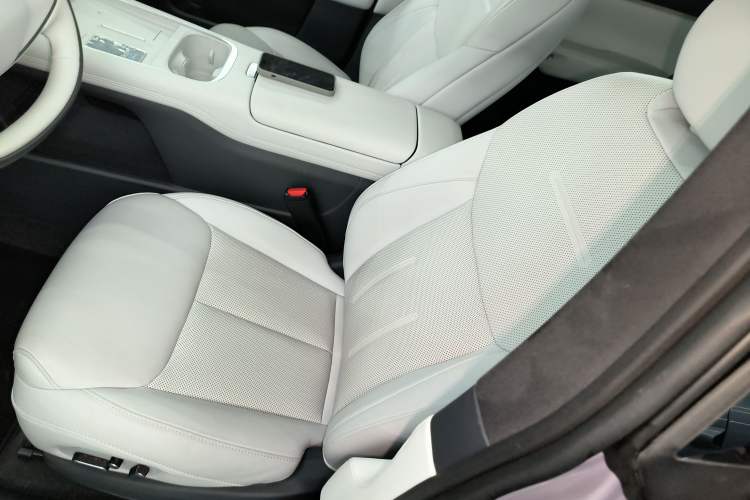 Used XPeng G6 2025 625 Long-Range Max Flagship Edition